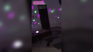 Địt em nhân viên quán karaoke