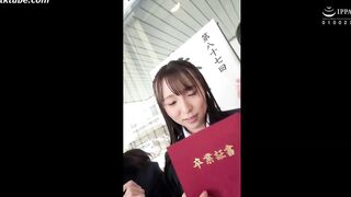 JAV nữ sinh cấp 3 Rina Kago vừa tốt nghiệp đã hẹn đi đụ tập thể some trải nghiệm