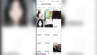 Quay lén con bạn thân trong lớp