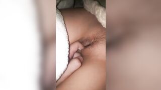 Tranh thủ lúc e họ đang ngủ vào móc lồn, đky kênh ib tui cho xem cơ thể nhó