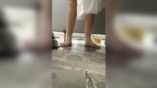 Quay lén nhà tắm công cộng 2