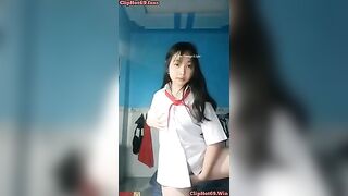 Gái mới lớn