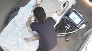Chị Gái Spa Triệt Lông
