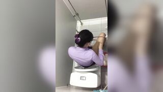 Tác nghiệp nhà vệ sinh 35