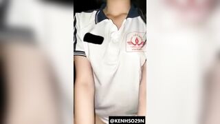 Địt em gái học sinh mới đi học về chưa kịp thay đồ