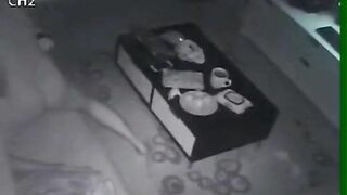 Văn Mai Hương Đụ với bạn trai tại nhà 1