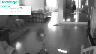Văn Mai Hương Đụ với bạn trai tại nhà 2