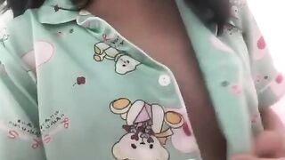 Em gái ở trọ hong chị nổi cám dỗ