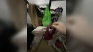 Lấy sịp c hxom thủ dâm.