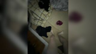 Lấy sịp c hxom thủ dâm.