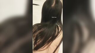 Anh địt vào lồn em đi anh mạnh lên anh