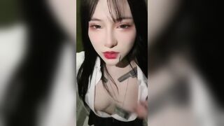 Gái xinh mặt dâm tinh đầy mồm