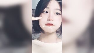 Vú em đẹp không mấy anh