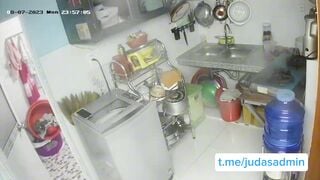 Hack cam mặt xinh dáng nuột