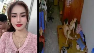 Hack cam em chủ shop bán quần áo