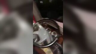 Cặp đôi Nện nhau trên cao tốc vì quá nứng
