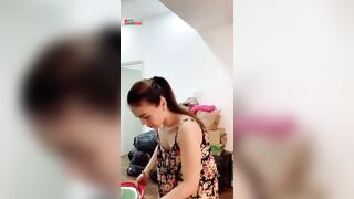 VN sự cố lộ hàng trên live stream P2