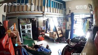 Niềm vui khi đi làm về có vợ địt nó một cái rồi tiếp tục mưu sinh
