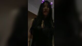 Em gái xinh cực đi làm đĩ