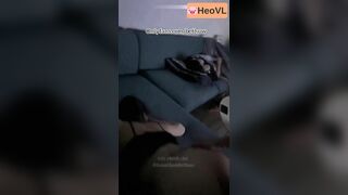 Nằm kế bên là vợ, tôi lén địt cô em gái