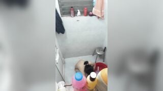 Quay lén con em kính cận đi tắm, đky kênh ib chat dam xả nung nè