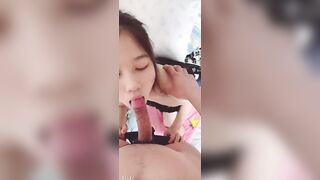 Con ghệ 2ka8 vuốt trụ không thua kém gì mấy chị máy bay nha