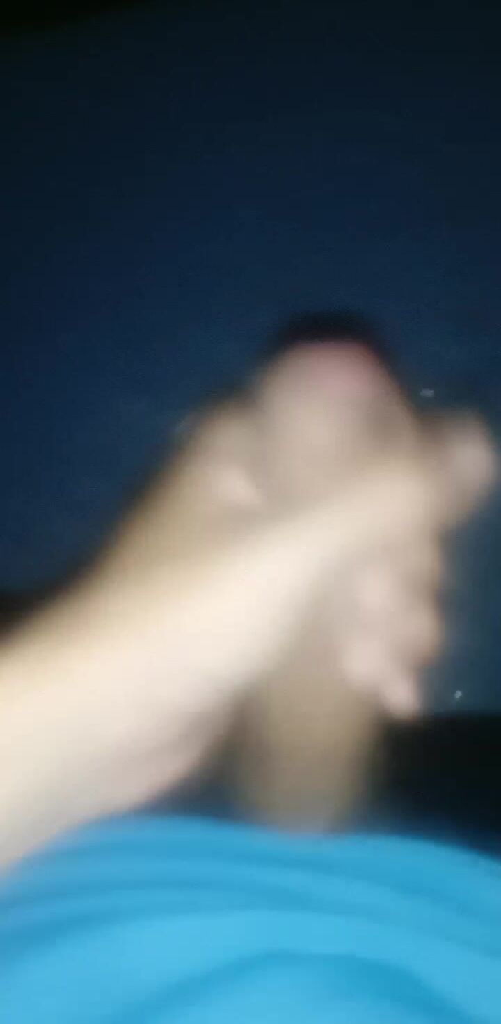 Sục cu đêm khuya