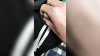 Nhóc lông tơ thích sục