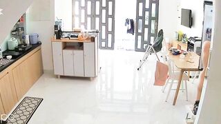 Camera nha chị gái