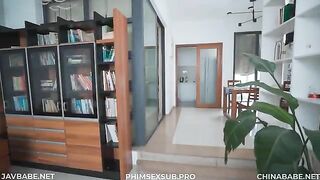 Cha dượng gạ gẫm con gái dâm