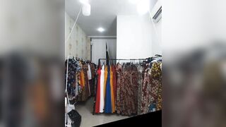 VN sự cố lộ hàng khi live stream P9