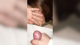 Xuất tinh thẳng vào mặt em gái thái bình