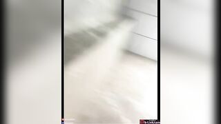 chinese lyn public male toilet play 2