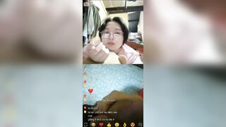 gái thủ dâm cực phê