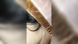 Lần đầu e làm chuyện ấy đã ngại rồi a cứ quay video