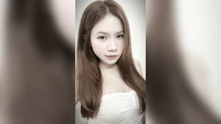 Bé ơi từ từ…..