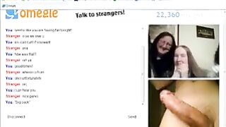 Omegle cho người lạ xem xuất tinh P4
