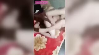 Bé học sinh 12 bị đám bạn hiếp dâm some rồi quay clip có chống cự nhưng không đáng kể