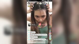 Em Gái Kute show Hàng Trên Bigo
