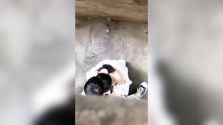 Tưởng vào hẻm là không bị ai phát hiện 🤣
