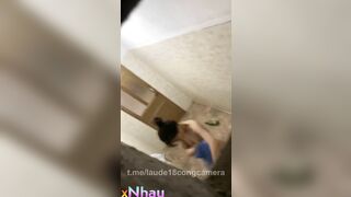 quay lén em gái múp tắm