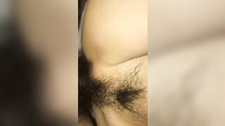 Rất nhẹ nhàng... từ từ đi vào trong em