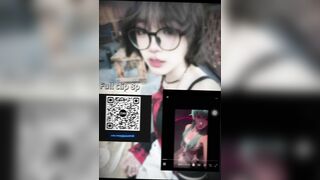 Cosplay thủ dâm bằng sextoy