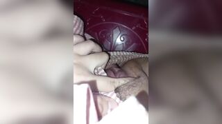 E gái lén quay móc cho ny