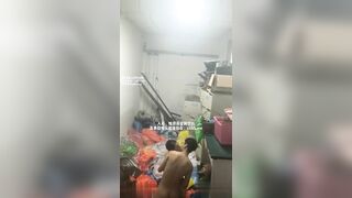 Đang chịch hăng thì phát hiện bị quay lén 🤣🤣