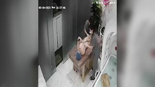 Hack camera em gái vú to đi spa