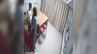 Hack camera em gái được chồng cho tiền đi spa triệt lông bướm