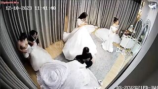 Hack camera phòng thử váy cưới