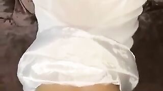 Không bao vỗ đỏ mông em rồi hỏi em có sướng không