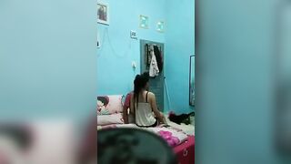 Chạy Grap cả ngày kiếm tiền đi chơi gái